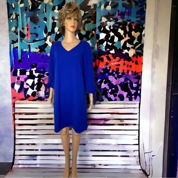 Ronni Nicole Dresses & Skirts - ☀️☀️☀️ Ronni Nicole Royal Blue Long Sleeve Sheath Dress